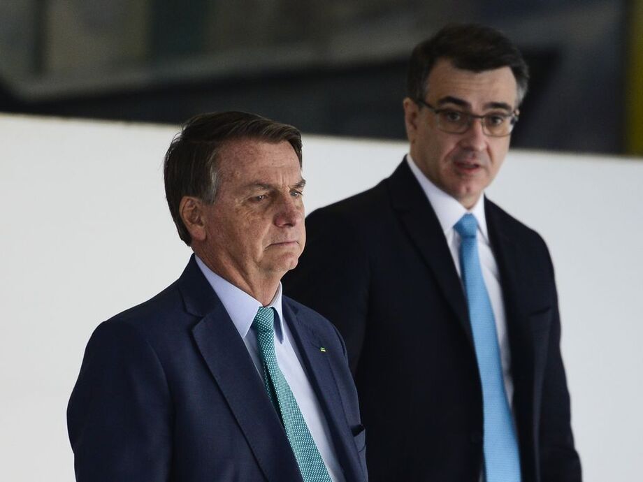 O presidente Jair Bolsonaro e o ministro de Relações Exteriores, Carlos França
