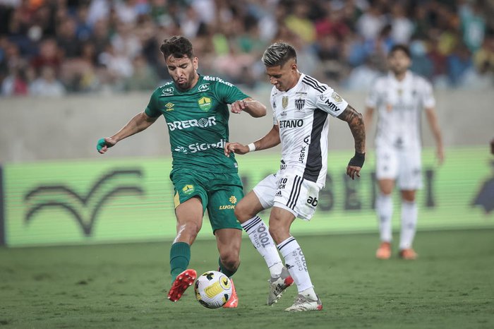 O empate não foi nada bom para o Atlético-MG, que caiu para o terceiro lugar, com 32 pontos