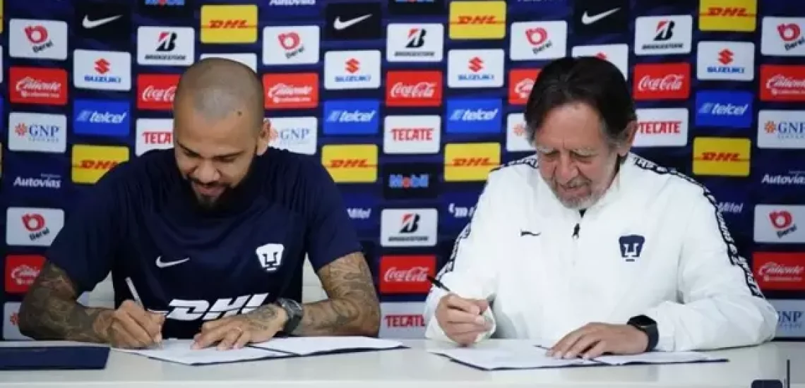 A expectativa é que Daniel Alves faça a sua estreia nesta quarta-feira