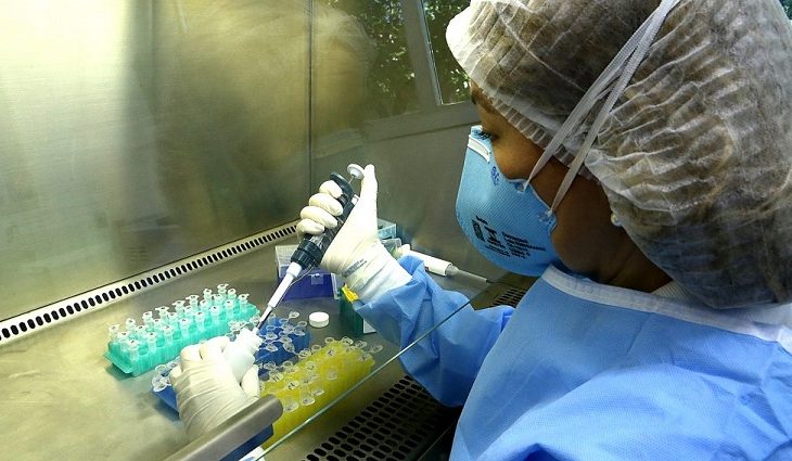 De 4.826 casos ativos no Estado, 63 são pessoas hospitalizadas. 36 estão em leitos clínicos e 27 em leitos de UTI