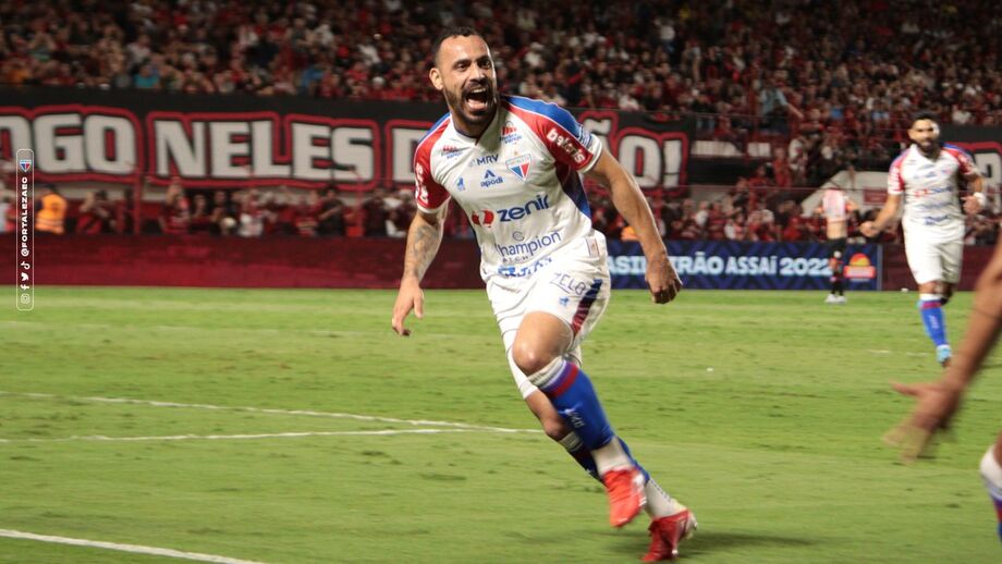 Moisés marcou o gol da vitória do Fortaleza