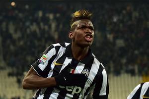 O jogador francês, Paul Pogba