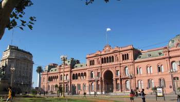 Segundo dados do site Decolar, cidades como Buenos Aires e Bariloche (Argentina), Santiago (Chile), Montevidéu (Uruguai) e Lima (Peru) estão, desde o início do ano, entre os destinos internacionais mais buscados por turistas do Brasil