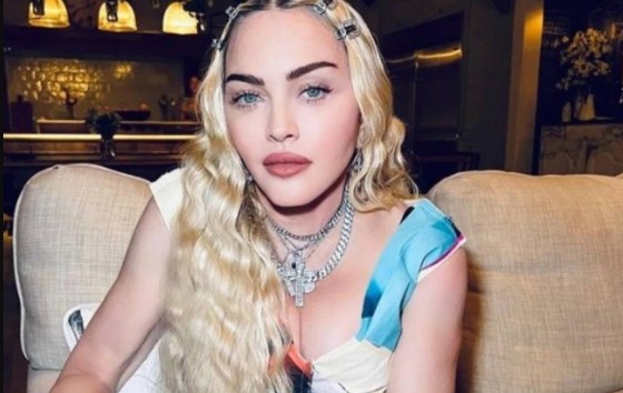 Madonna escreveu o roteiro da produção ao lado de Erin Cressida Wilson
