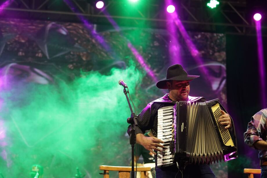 O cantor Rodrigo Nogueira
