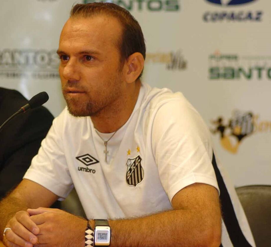 Santos repatria técnico multicampeão Kleiton Lima para reerguer futebol feminino