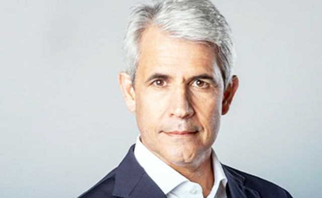 Felipe D´Ávila registra candidatura a presidente pelo Novo no TSE