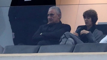 Tite vai acompanhar Corinthians x Flamengo pela Libertadores na Neo Química Arena