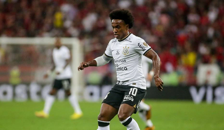 Willian está perto de deixar o Corinthians após a eliminação do time para o Flamengo na Libertadores. Ídolo do clube jogou abaixo do esperado desde seu retorno