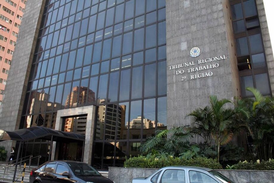 Fachada do Tribunal Regional do Trabalho da 2ª Região, o Fórum Trabalhista Ruy Barbosa, na Barra Funda, em São Paulo
