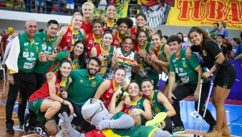 Sampaio Basquete vence Vera Cruz e leva tricampeonato da Liga de Basquete Feminino