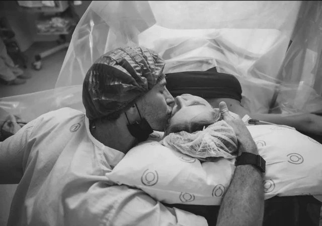 Na manhã desta terça, 30, Isabella compartilhou no Instagram a primeira foto dos bebês