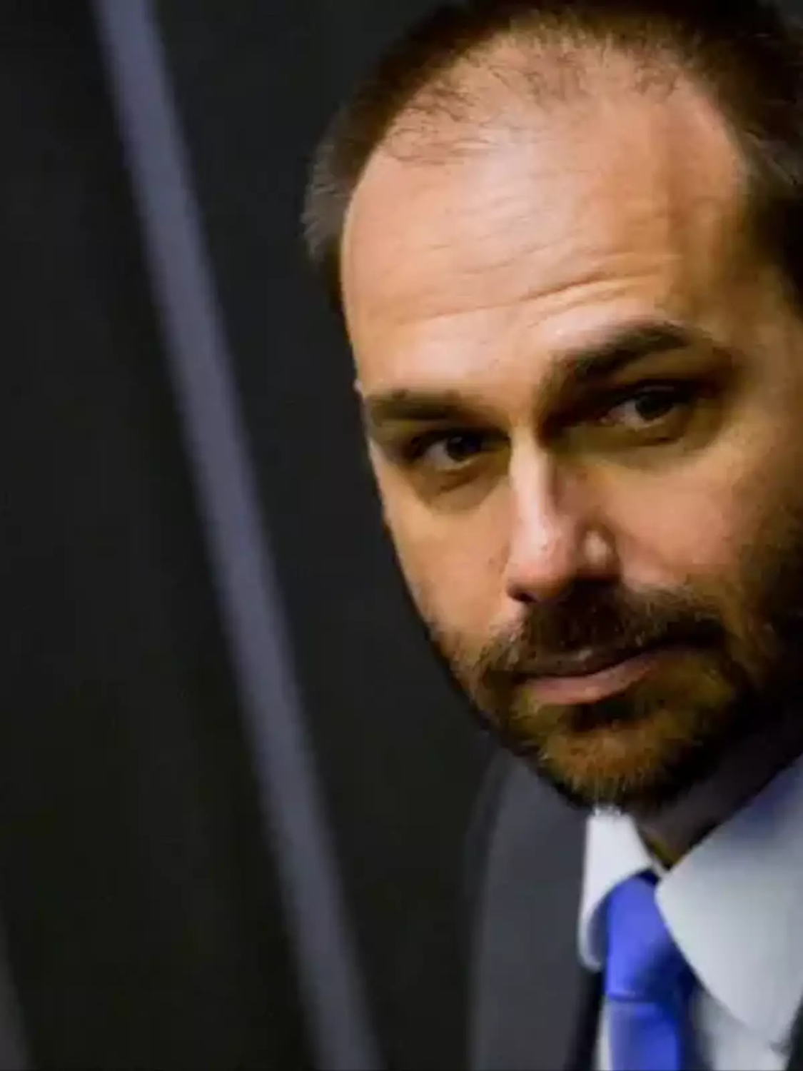 Eduardo Bolsonaro contesta Datafolha e convida Lula para festa do peão