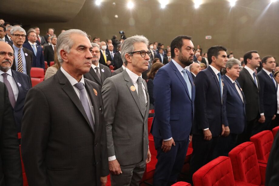 Governador Reinaldo Azambuja esteve em Brasília na noite de ontem