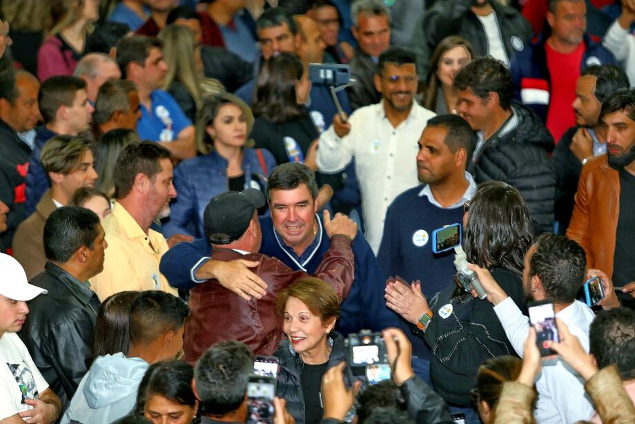 O candidato ao Governo do Estado pela Coligação Trabalhando por um Novo Futuro, Eduardo Riedel (PSDB).