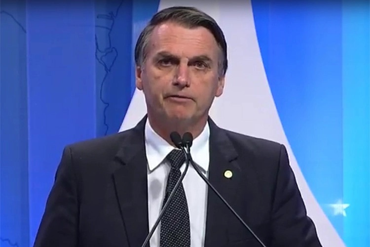 Bolsonaro diz que pretende ir a novos debates na TV, após desgaste com mulheres