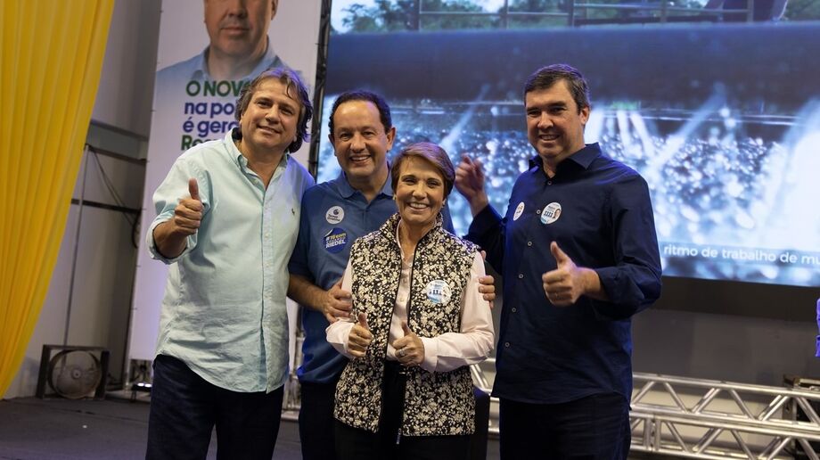 Os candidatos: Pedro Caravina (deputado estadual), Walter Carneiro Jr. (deputado federal), Tereza Cristina (Senado) e Eduardo Riedel (Governo)