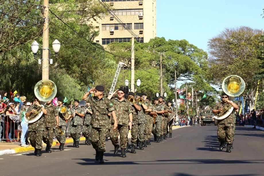 Desfile em outras edições