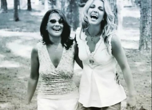 A mãe da cantora Britney Spears publicou um desabafo em seu Instagram depois de declarações da cantora pop