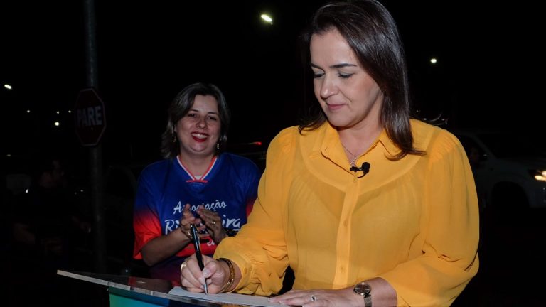 Prefeita Adriane Lopes