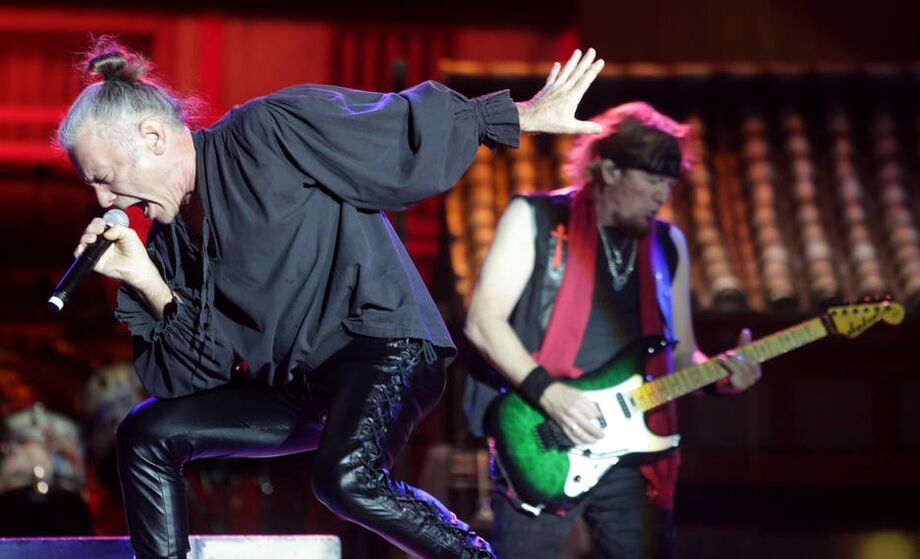 A banda Iron Maiden se apresenta no Palco Mundo do festival Rock in Rio ns sexta-feira, 02