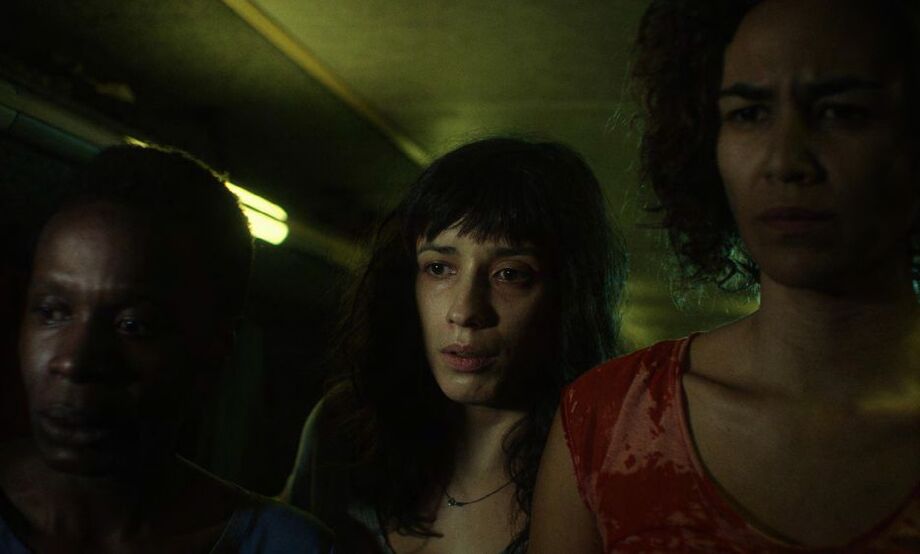 Cena do filme Desterro, de Maria Clara Escobar