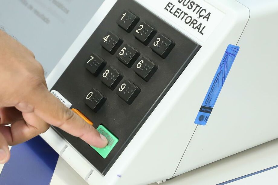 Eleitores terão de lembrar os números de cinco cargos para digitação na urna eletrônica