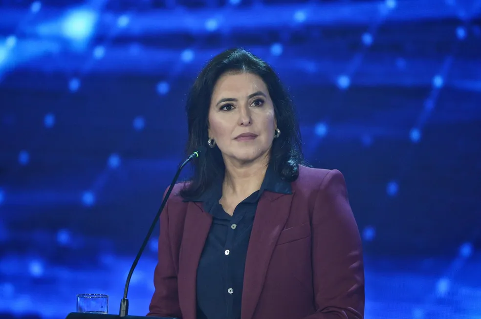 Simone se diz espantada com ausência de Lula em debate