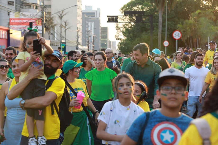 Eduardo Riedel e sua esposa Mônica na Marcha para Jesus