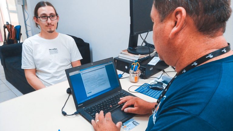Prefeitura e UFMS realizam cadastramentos do CadÚnico para jovens acadêmicos