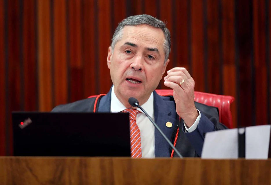 Ministro Luís Roberto Barroso, do STF; ele suspendeu a lei que criava o piso nacional da enfermagem.
