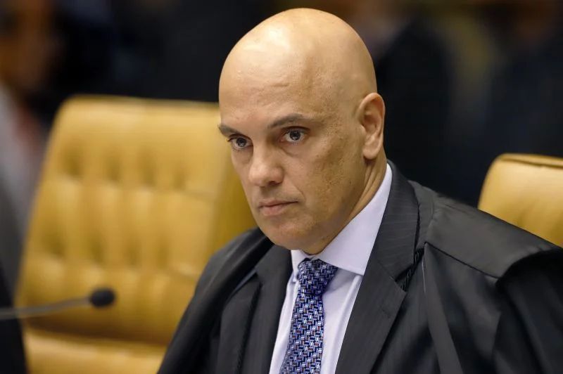 No Twitter, Moraes destaca punição a veículos que divulgarem 'fatos inverídicos'