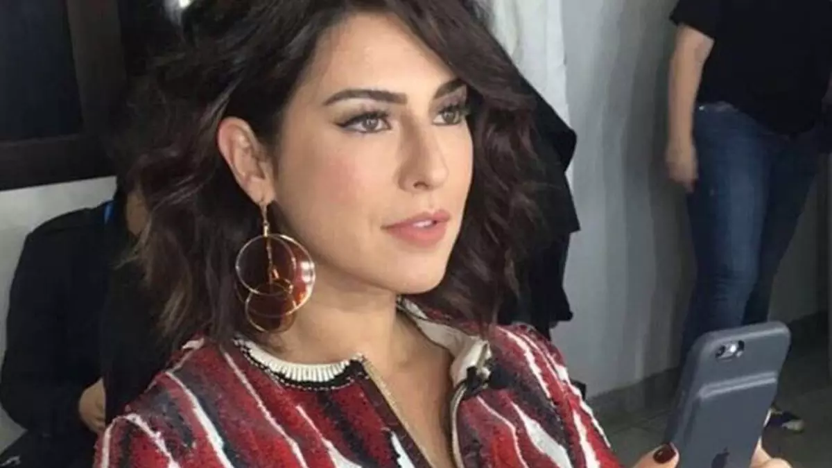 Fernanda Paes Leme revela que escondeu ensaio nu dos pais