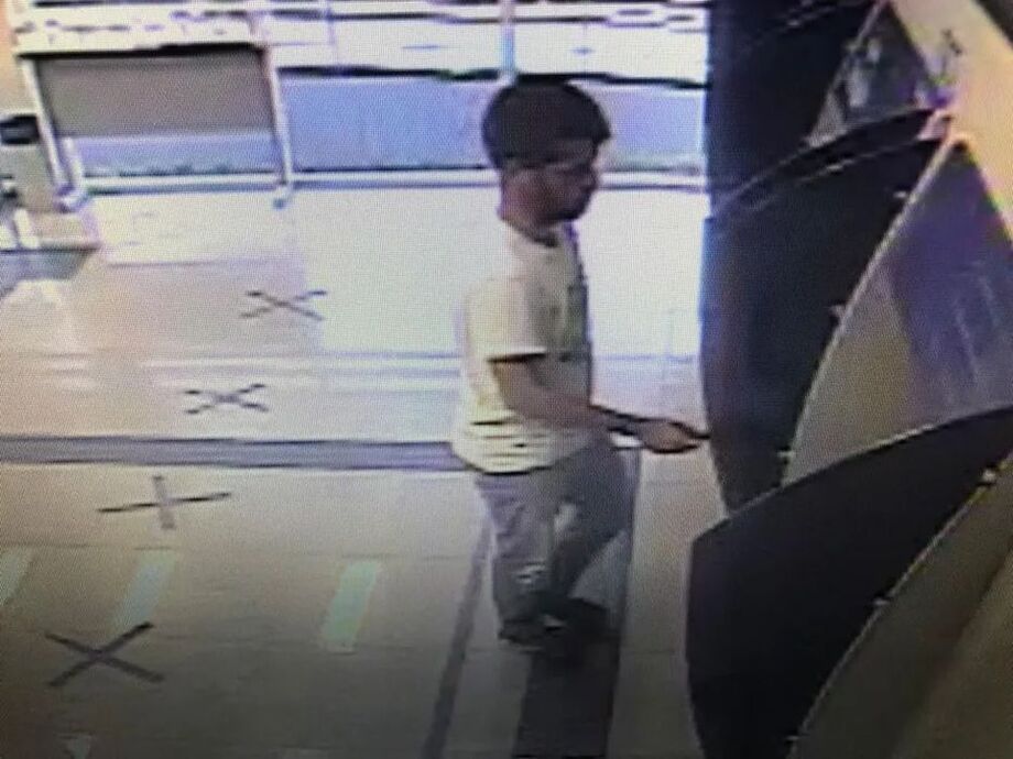 Imagens de câmeras de segurança do banco flagraram Marcos Vinicyus sacando dinheiro com o cartão do ganhador da Mega-Sena
