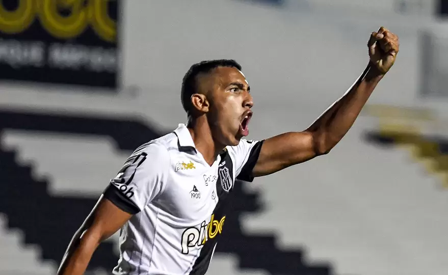 Fessin segue como desfalque na Ponte
