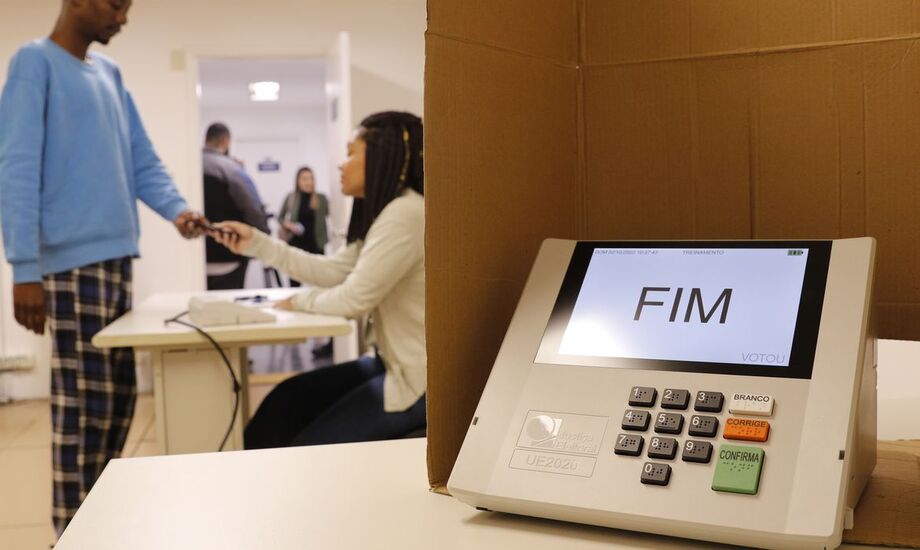 Parlamento do Mercosul pede que se aguarde resultado das eleições com respeito