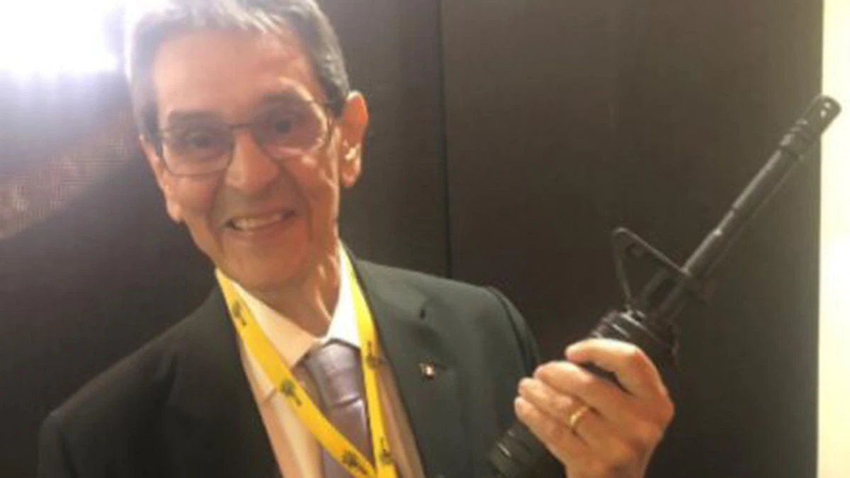Dois agentes foram feridos por Roberto Jefferson, diz PF