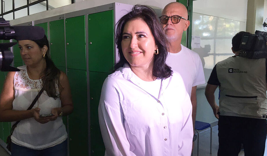 Senadora Simone Tebet votando nesta manhã (30)
