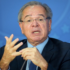 Não acreditem em fake news, diz Guedes, sobre rombo ou irresponsabilidade fiscal