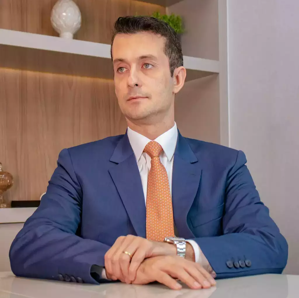 Advogado José Eduardo Chemin Cury, será empossado no próximo dia 8 de dezembro como juiz titular do TRE-MS (Tribunal Regional Eleitoral de Mato Grosso do Sul).