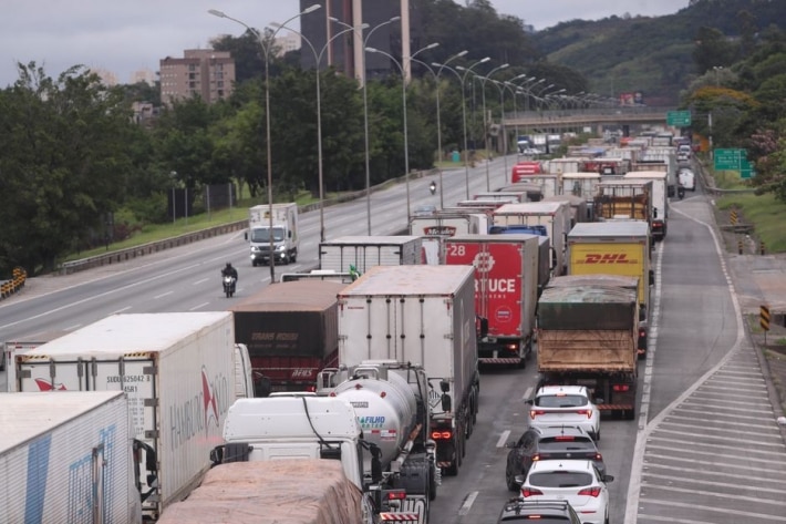 Protestos em rodovias são retomados; PRF contabiliza ao menos 9 novos bloqueios