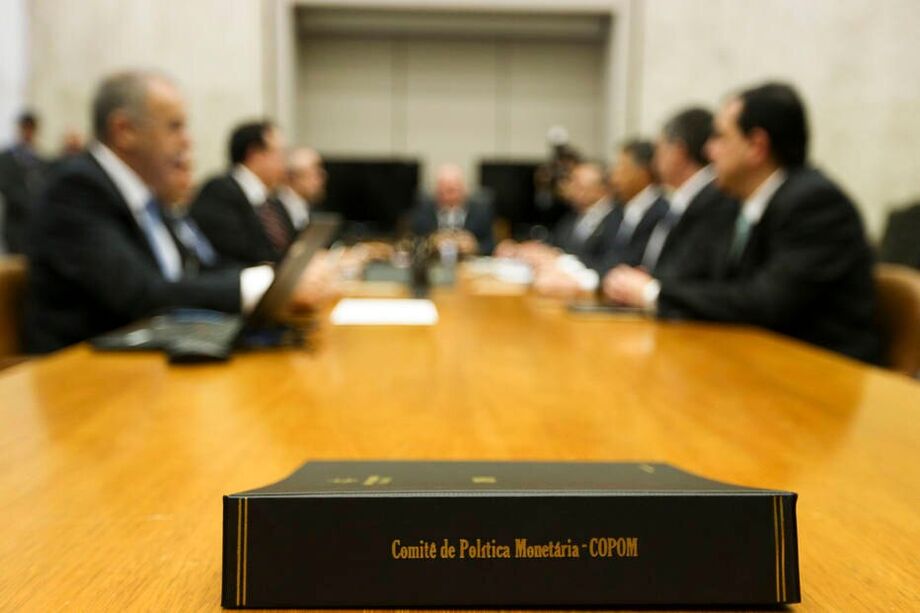 Copom se reúne nesta quarta-feira (10) para decidir sobre a Taxa Selic