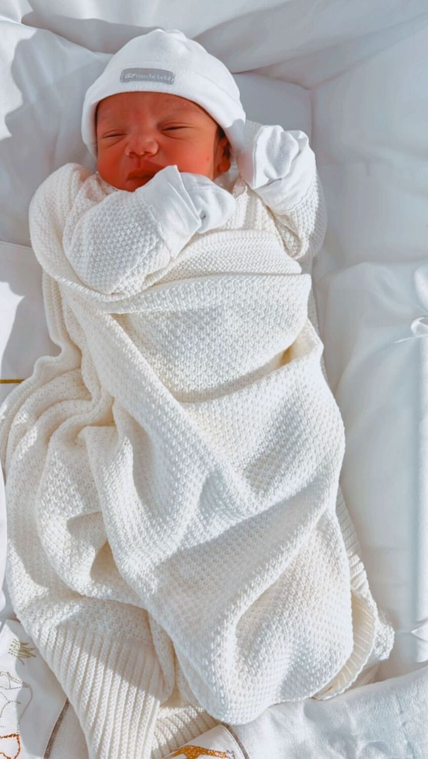 Gabriela Pugliesi dá à luz seu primeiro filho com Tulio Dek