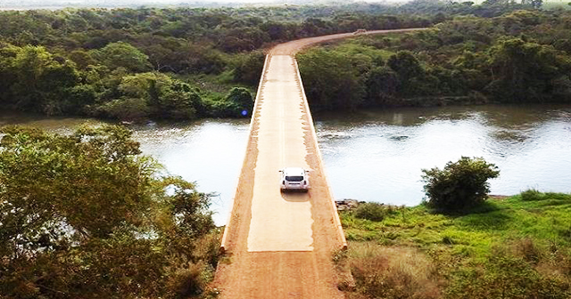 Ponte de concreto entregue pelo governo de Mato Grosso do Sul.