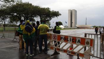 Manifestantes bolsonaristas prepararam uma espécie de manual para evitar que sejam acusados de golpistas