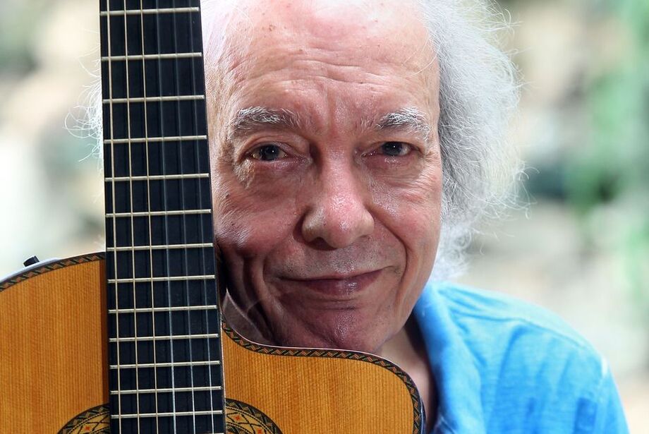 Erasmo Carlos, o 'Tremendão', morreu na manhã desta terça-feira, (22), aos 81 anos