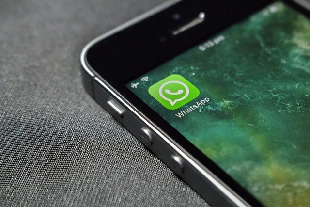 Golpistas se passam pelo prefeito pelo WhatsApp
