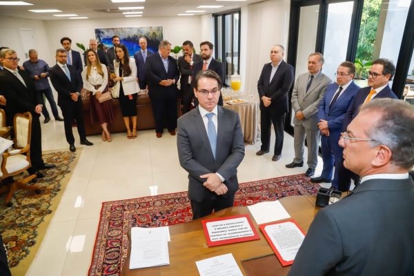 Diretoria da OAB/MS e Conselho Federal prestigiam posse do novo Desembargador Ary Raghiant Neto