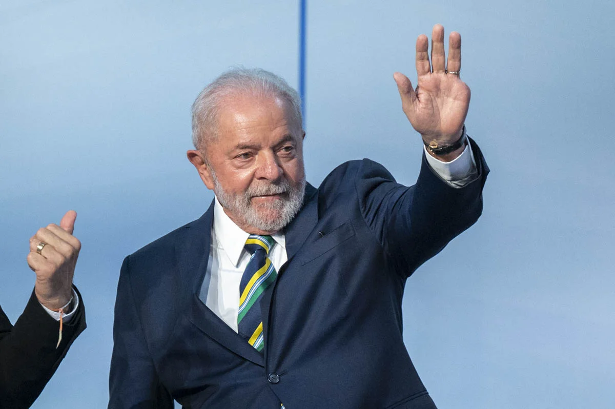 Presidente eleito parabeniza o país vizinho pela vitória na Copa do Mundo