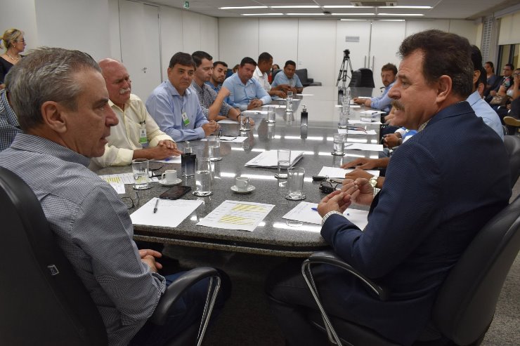 Prefeitos e secretários de Saúde alegaram que consórcio vai desafogar demandas e agilizar atendimento à população